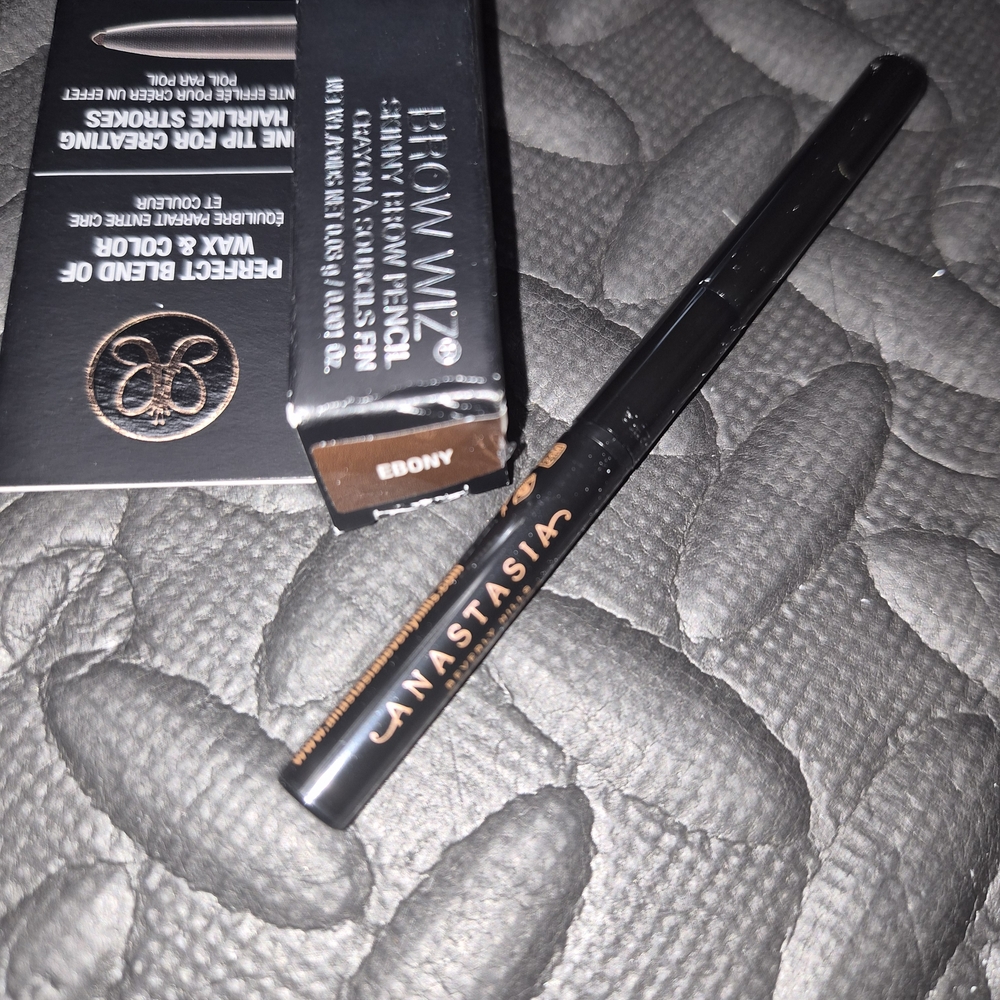 Anastasia Beverly Hills Brow Wiz Pencil in Ebony